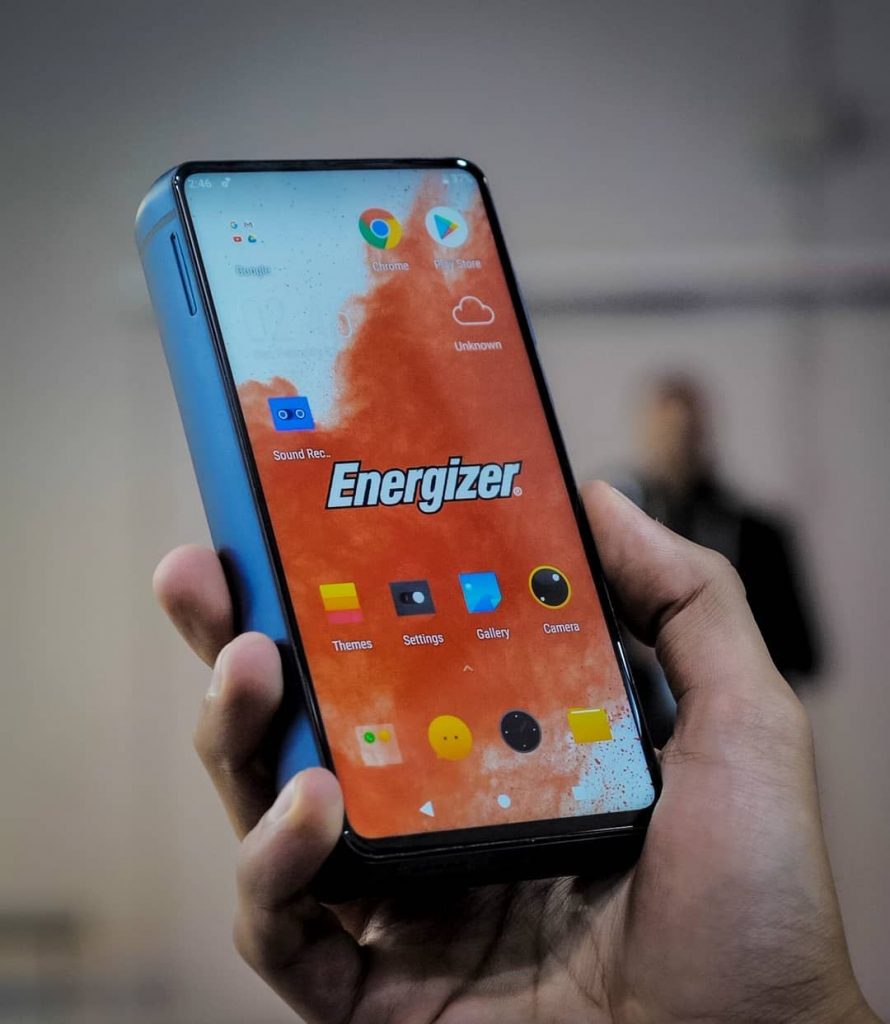 Novo celular da Energizer terá bateria grande sem parecer um tijolo