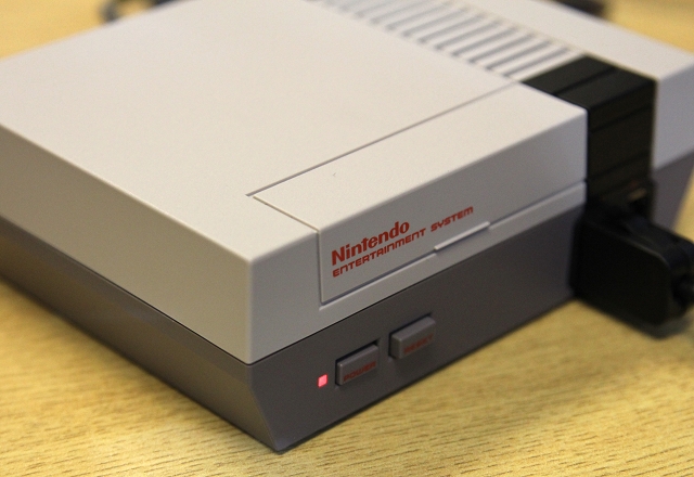 NES Classic Edition - Nintendo