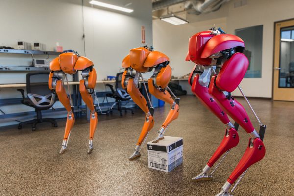 Não fuja! Robô faz corrida de 5 km com ajuda de IA