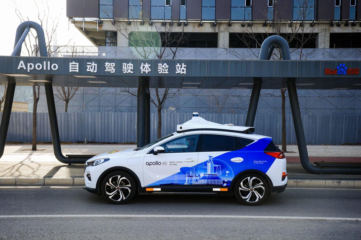 Baidu recebe licença para operar com táxi-robô sem a presença de motoristas