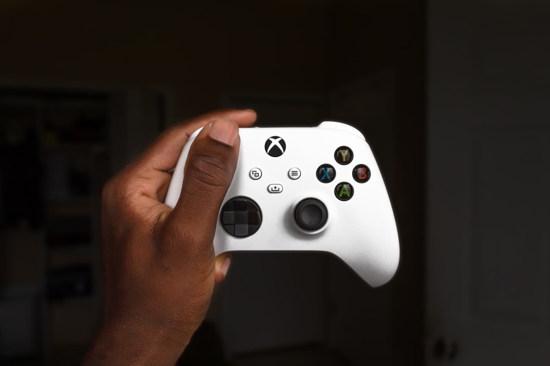 Vídeo mostra Xbox Series X/S rodando emuladores em novo navegador