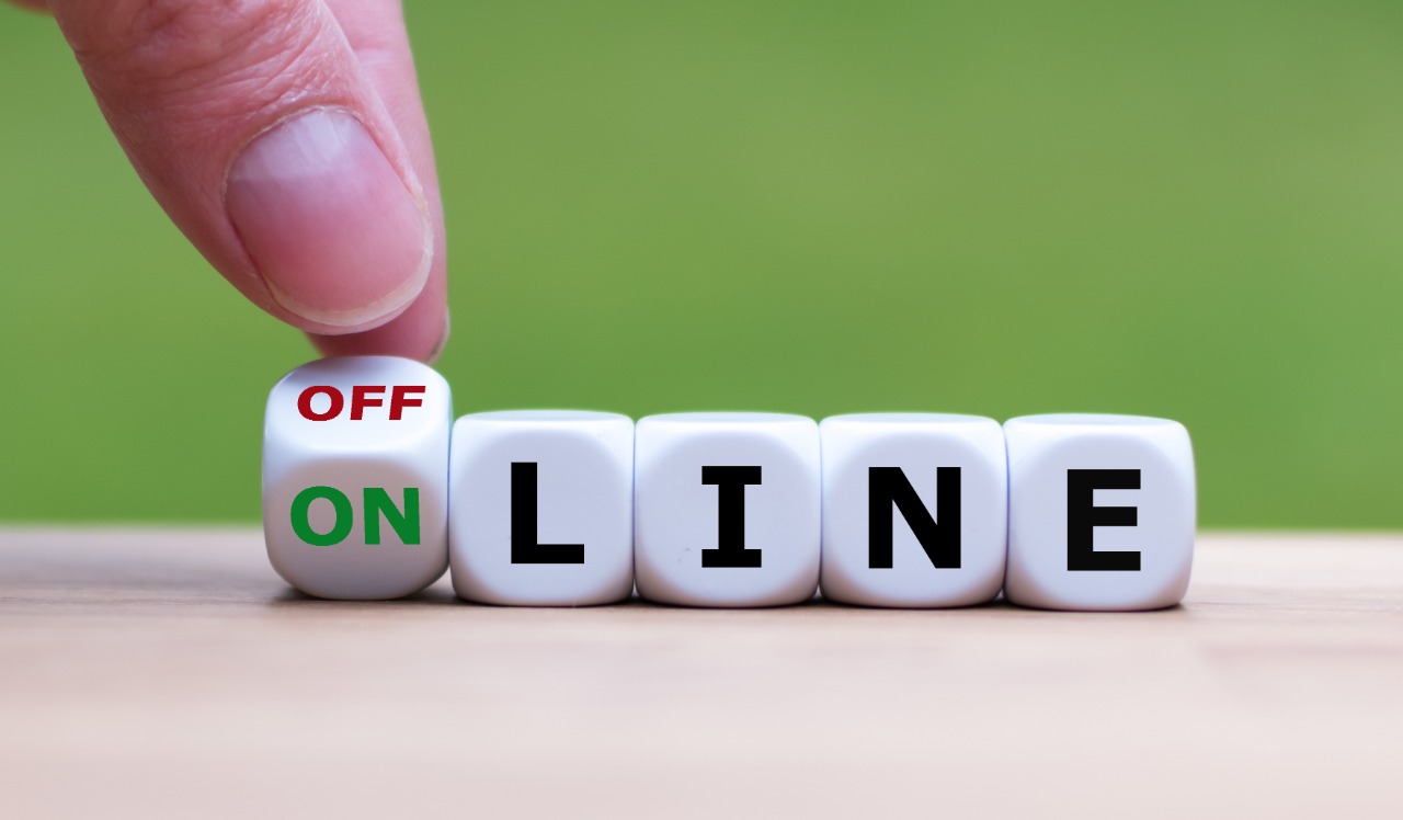 Ilustração da palavra offline representando a falta de conexão com a internet