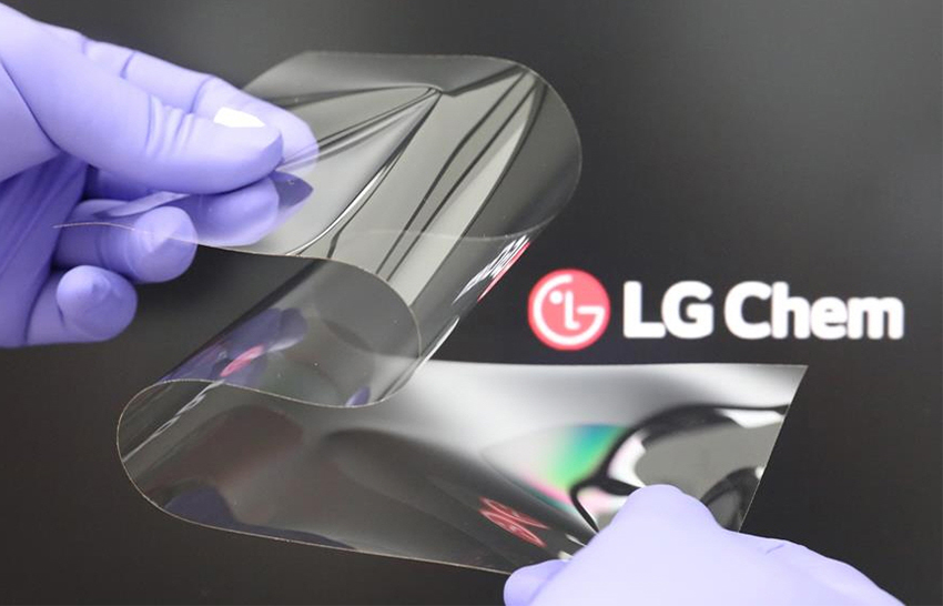 LG: nova tela flexível é resistente como o vidro e não deixa marcas de dobras