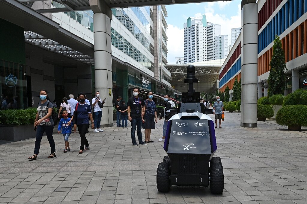 Robocop? Singapura adota robôs-patrulha para vigiar a população