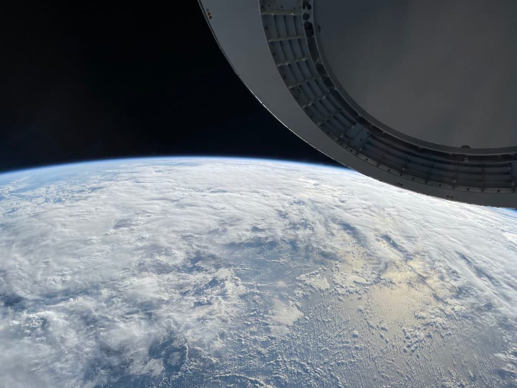 Missão da SpaceX usou iPhone 12 para clicar a Terra (e o Brasil!)
