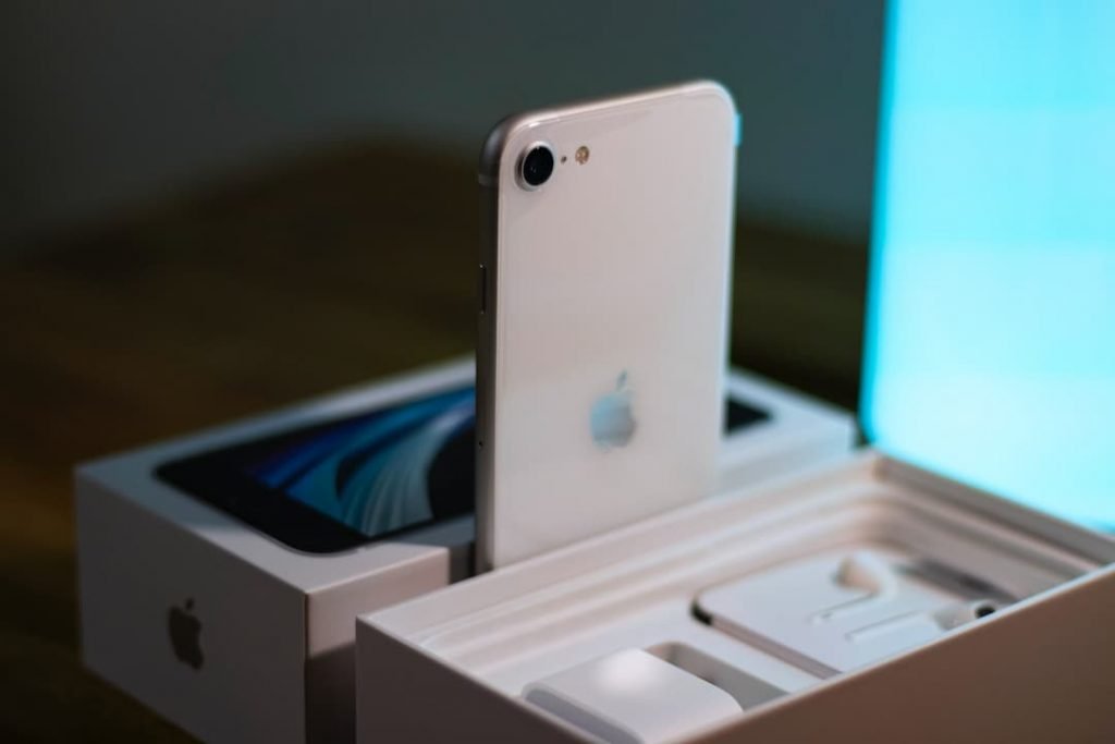 iPhone SE 3 chega em março de 2022 com chip A15 e 5G, dizem analistas