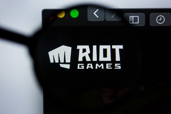 Logo da Riot Games, dona do League of Legends