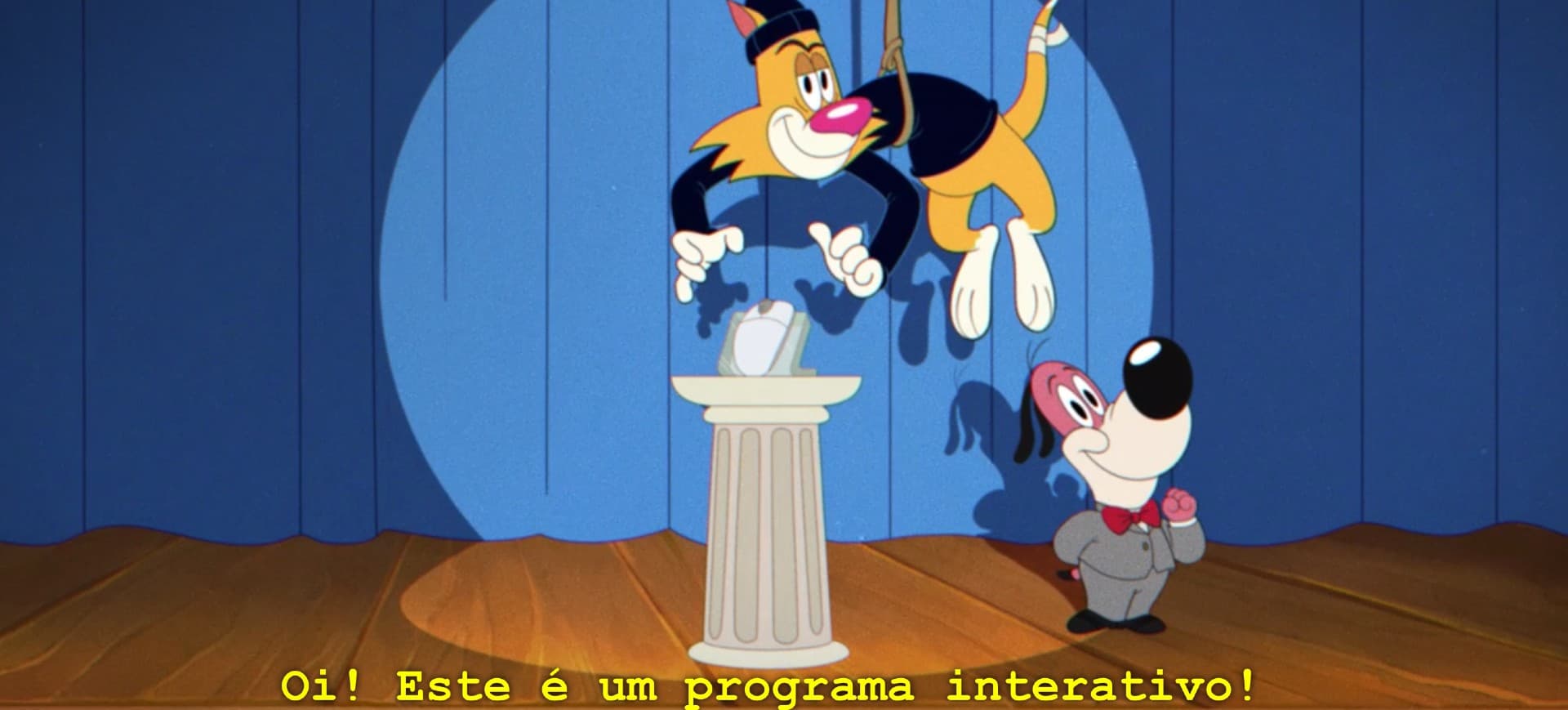 Captura de tela da série interativa da Netflix, Pega Ladrão: a ilustração mostra um gato vestido com uma roupa preta, descendo em uma carda amarrada ao teto e roubando um mouse colocado em um pedestal atrás de um cachorro apresentador