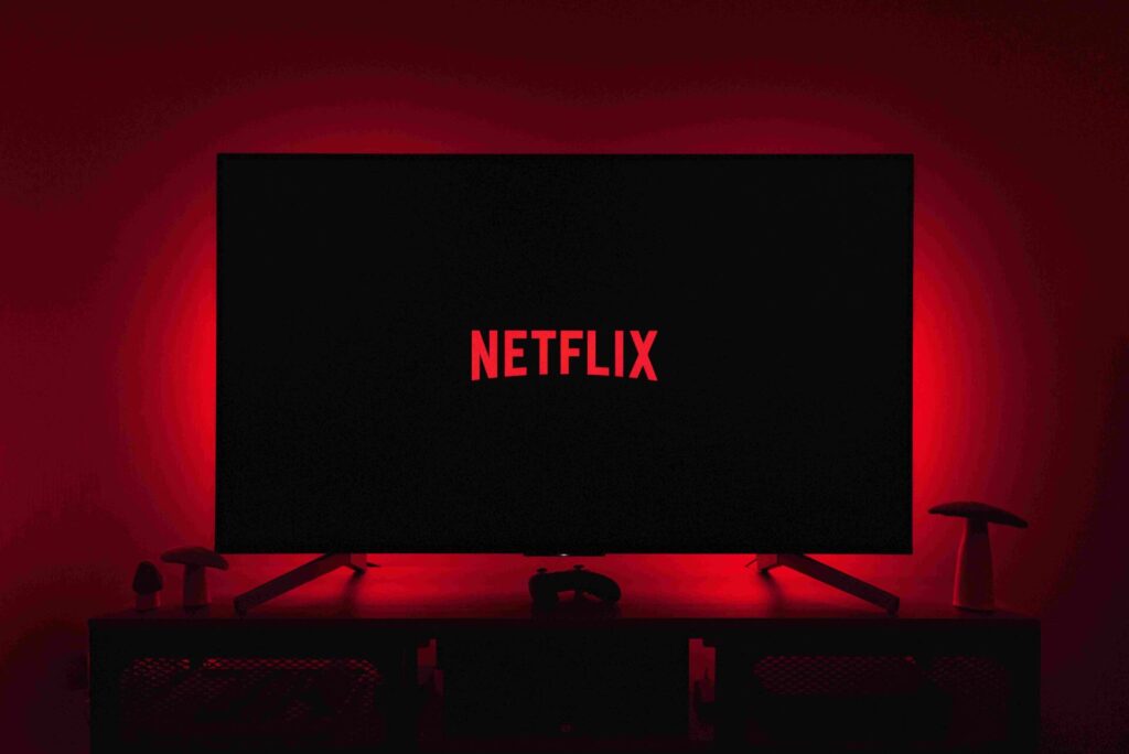 Logo Netflix em televisão