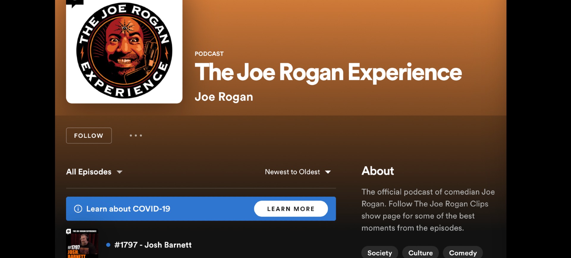 Captura de tela do podcast de Joe Rogan, no Spotify, que mostram a nova aba azul, recurso que informa usuários sobre a Covid-19