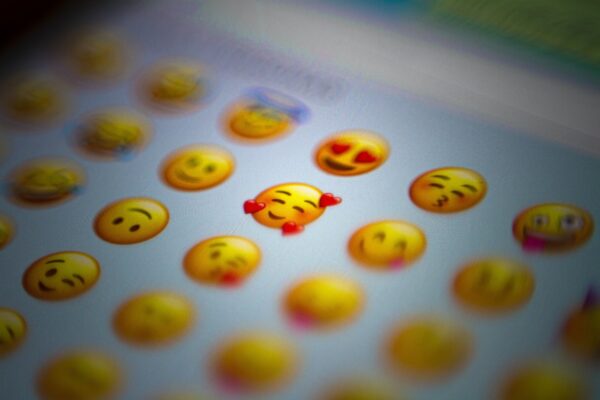 Emojis de reação para o WhatsApp
