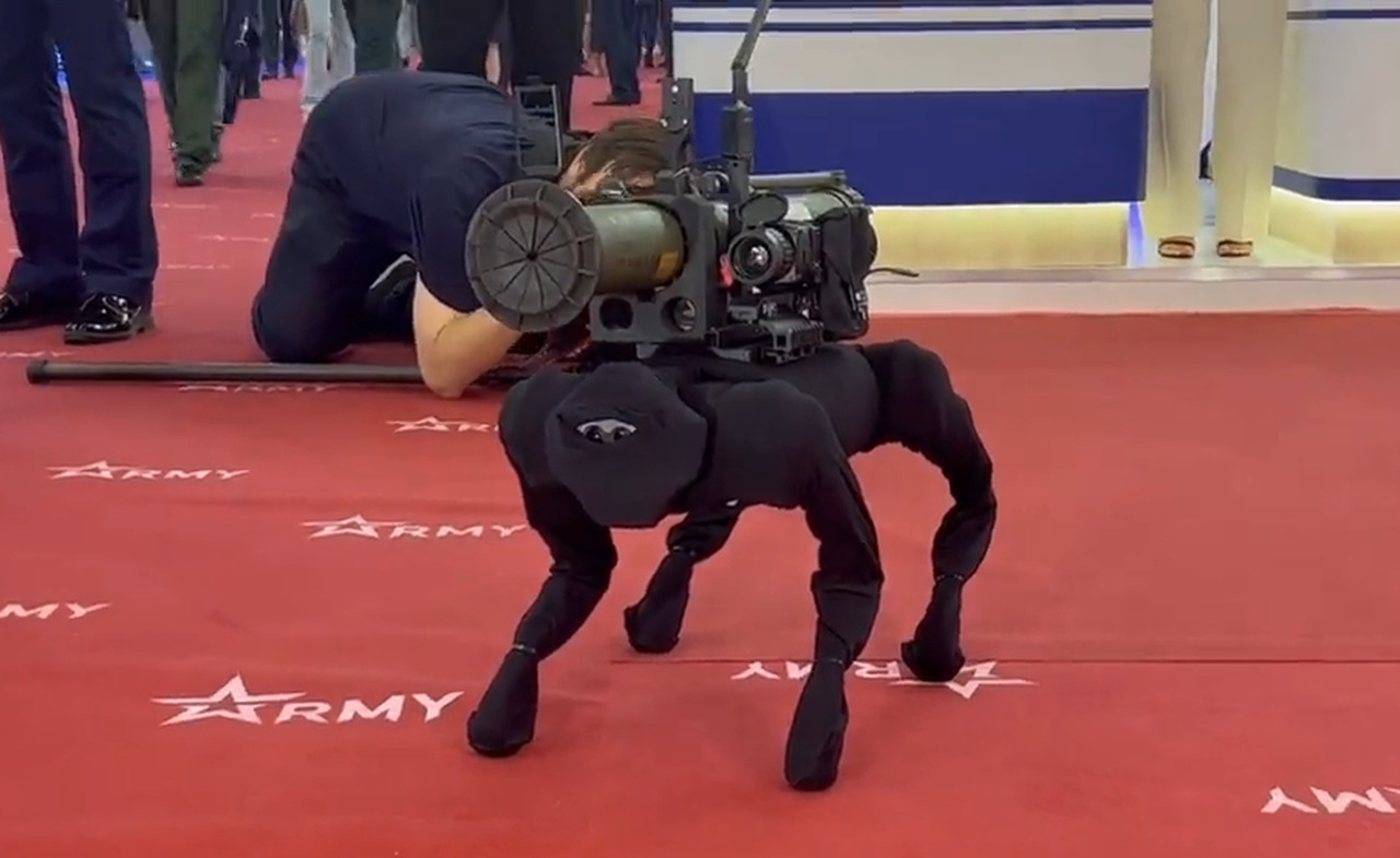 Cão-robô da Rússia