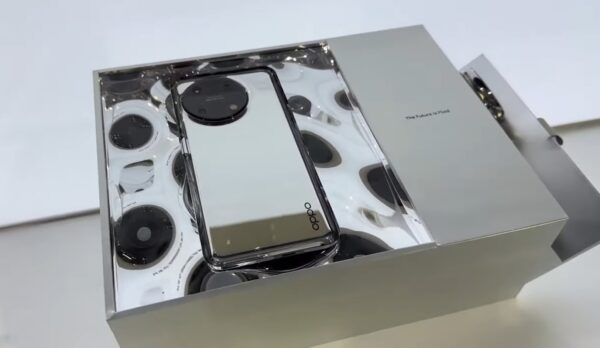 Oppo apresenta smartphone conceitual de vidro