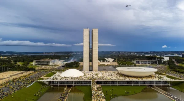 Imagem do Palácio do Planalto, invadido por terroristas antidemocráticos no dia 8 de janeiro de 2023