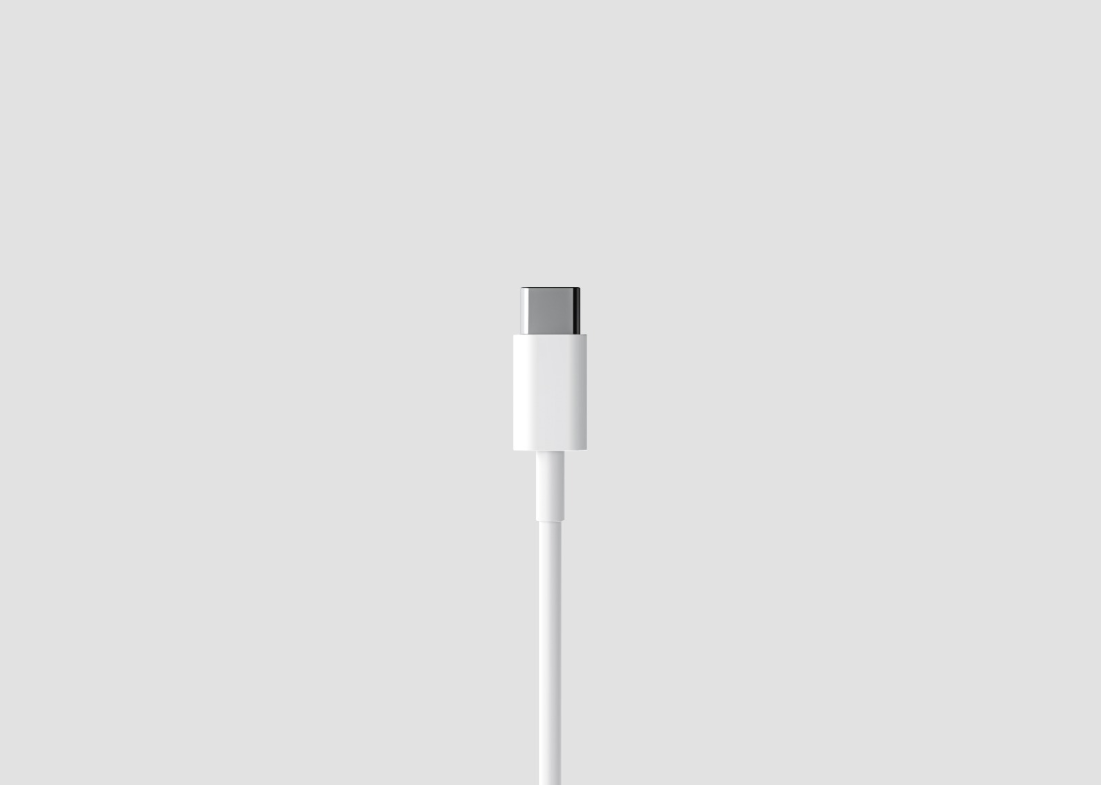 Imagem mostra um cabo USB-C na cor branca, um padrão que deve ser adotado no iPhone 15