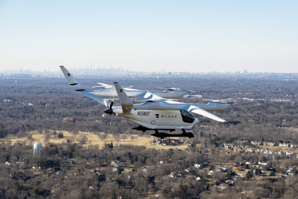 Táxi voador da Blade Air Mobility realiza voo inaugural nos EUA