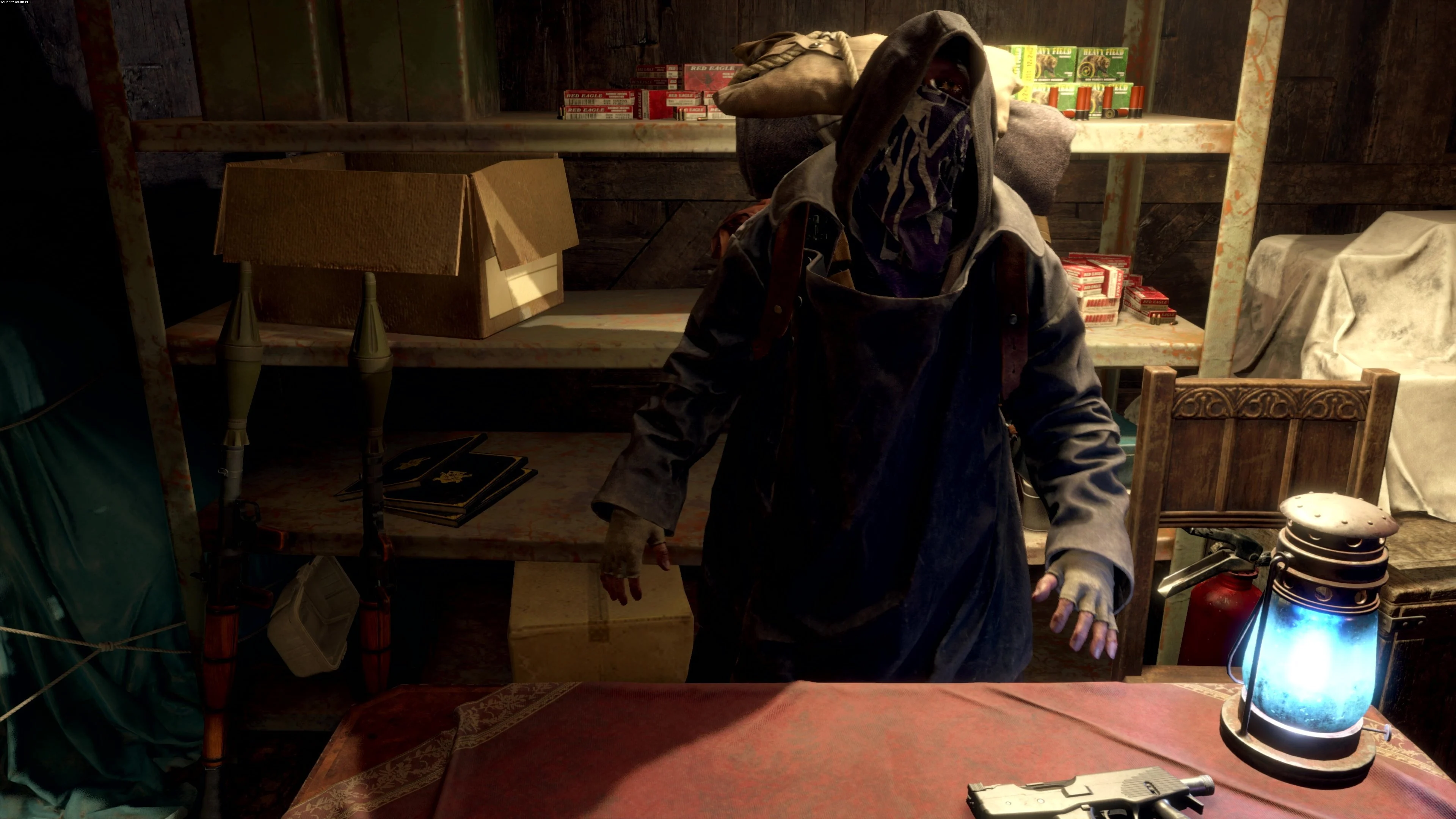 Imagem mostra o Mercador de Armas, personagem importante de Resident Evil 4