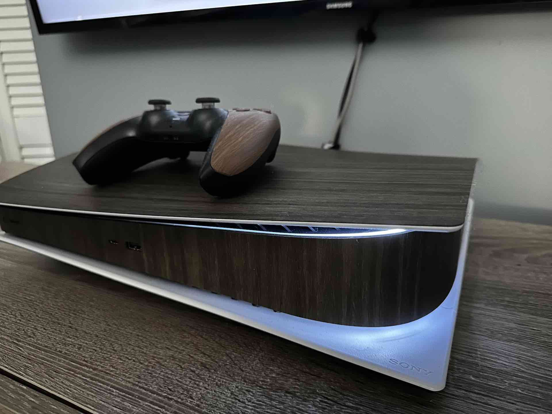 PlayStation 5 de madeira