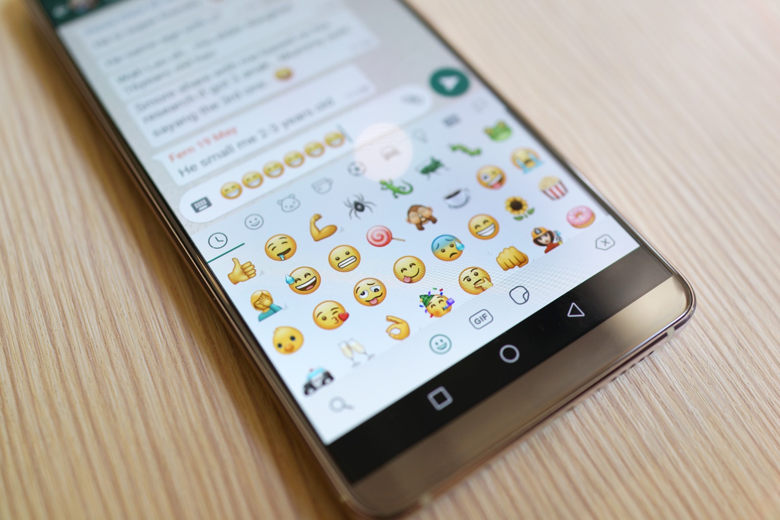 Emojis do WhatsApp
