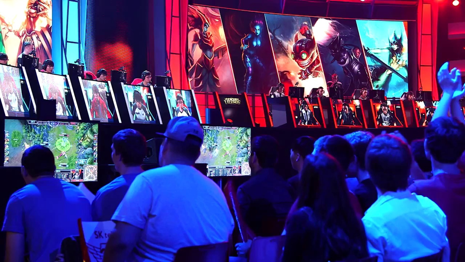 Imagem mostra cena do LCS, o maior torneio de League of Legends
