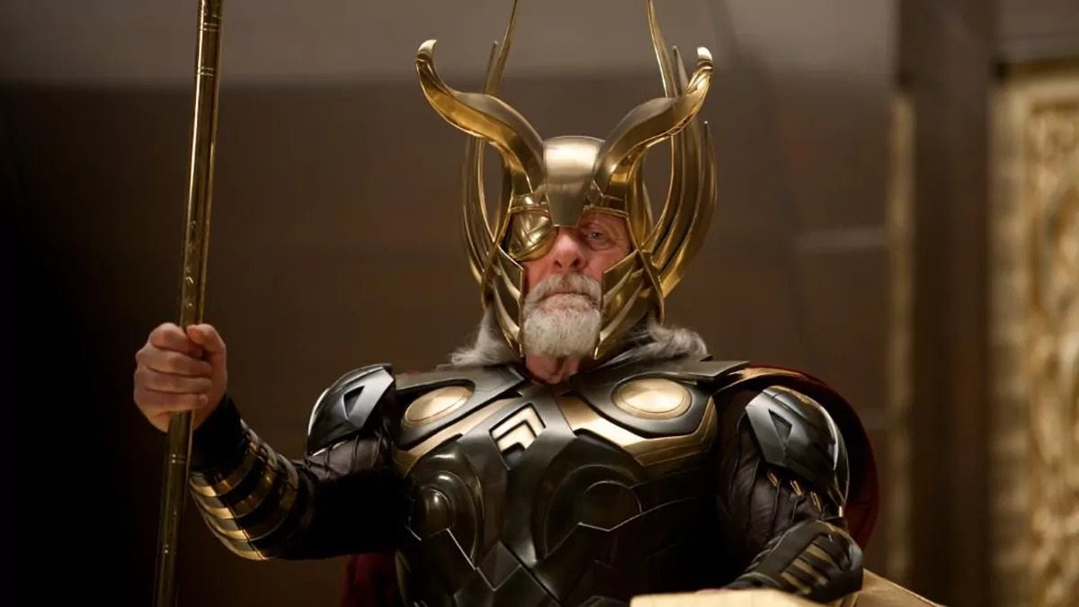 Imagem do filme "Thor" mostra Anthony Hopkins vestido de Odin