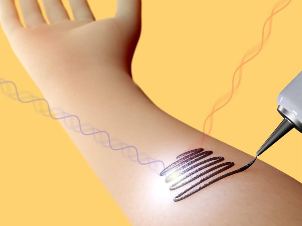 Nova tatuagem eletrônica com comunicação sem fio é capaz de “falar" com o smartphone