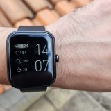 [Review] KaBuM! Smart 700 é o smartwatch para quem busca o básico, mas ‘brinca’ com adicionais