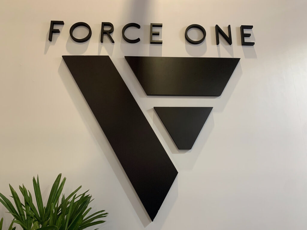 Logo da Force One