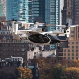 Táxi aéreo sobrevoa Nova York em primeiro vôo teste da Joby Aviation