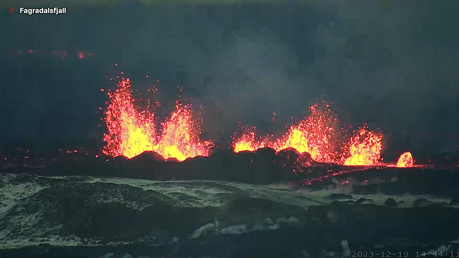 Assista ‘ao vivo’ a um vulcão em erupção na Islândia