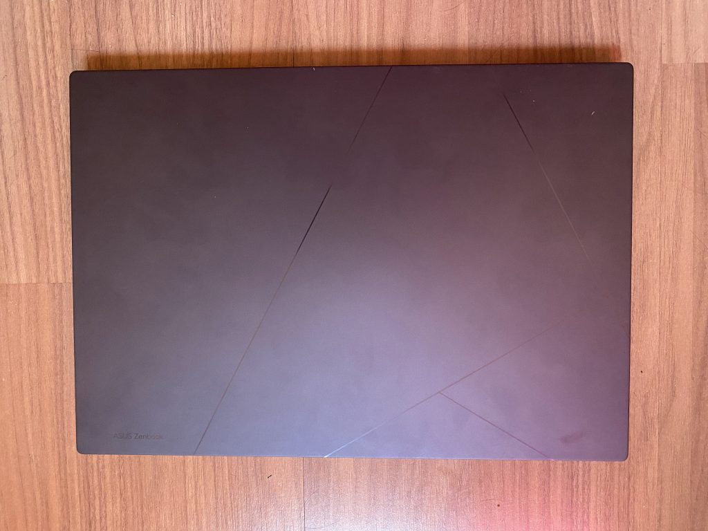 [Review] ASUS Zenbook 14X OLED impressiona em desempenho, tela e bateria